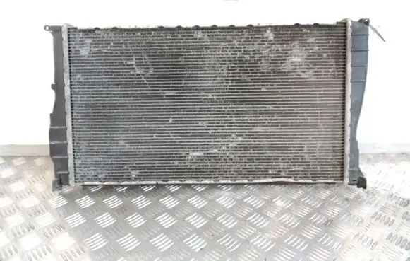 BMW 3 E92 E93 Coolant radiator 755859101 75470599