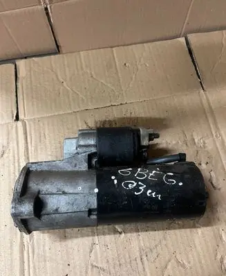 Volkswagen PASSAT B5.5 Starter motor 068911024H