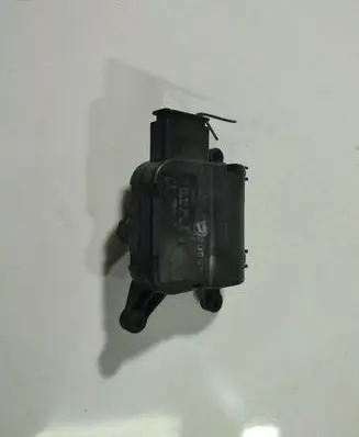 Mercedes-Benz A W169 Air flap motor/actuator 0132801368