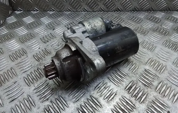 Skoda Octavia Mk2 (1Z) Starter motor 02Z911023E 0001121408 0001121409