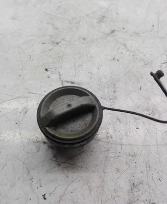 Toyota Avensis T250 Fuel tank filler cap 