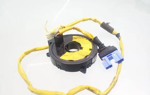 Mazda 323 Airbag slip ring squib (SRS ring) ZU1P875047