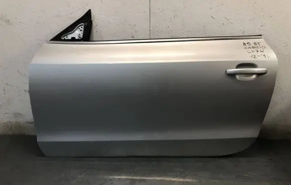 Audi A5 8T 8F Front door A58T