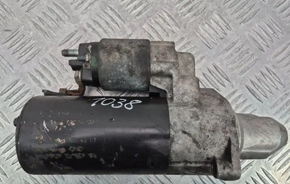 Mercedes-Benz E C207 W207 Starter motor A0061516201