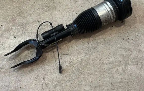 Mercedes-Benz GLE W167 Air suspension front shock absorber A1673201403