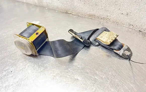 Toyota Yaris Rear seatbelt 0428123 C096102