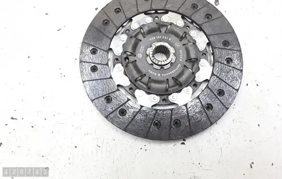 Skoda Octavia Mk3 (5E) Clutch pressure plate 022141031S