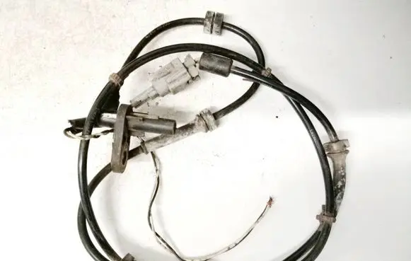 Nissan Primera ABS brake wheel speed sensor 0265007464 47910av700