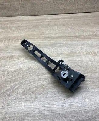 Peugeot 307 Front door exterior handle/bracket 9639876480 9634768380 LEFTSIDE