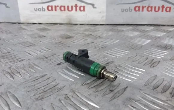 Ford Fiesta Fuel injector 98MFBB 9F593 311P06325