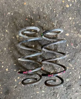 Mercedes-Benz B W246 W242 Rear coil spring 2040324