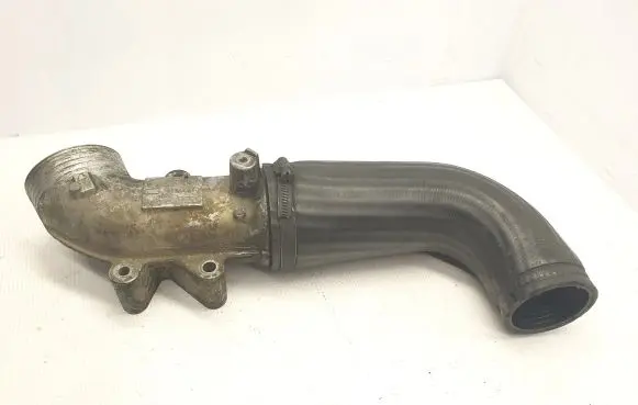Volvo V70 Intercooler hose/pipe 08631538