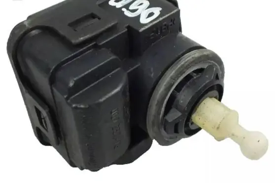 Audi A4 S4 B5 8D Headlight level adjustment motor 8L0941295 4B0941295
