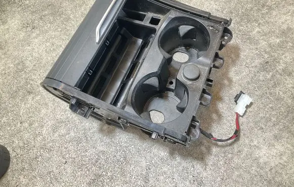 BMW iX3 Cup holder front 5A192C4 41500718 11916410