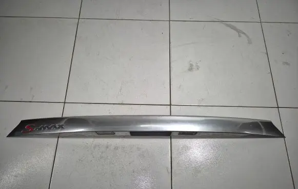 Ford S-MAX Trunk door license plate light bar NOCODE