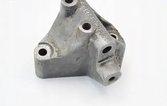 Mercedes-Benz 200 300 W123 Engine mounting bracket 1021550135