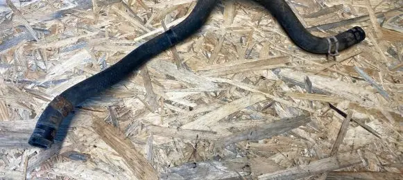 Honda CR-V Engine coolant pipe/hose