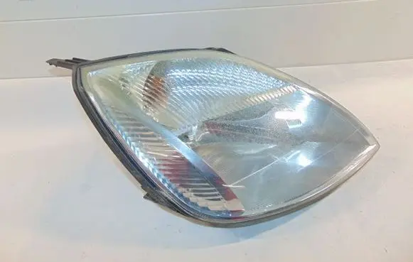 Ford Fiesta Headlight/headlamp 1320348 2S6X13W029CE