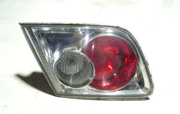Mazda 6 Tailgate rear/tail lights 22661971