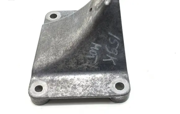 Jaguar XK - XKR Engine mounting bracket 8W836061AA