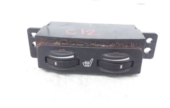 Toyota Avensis T250 Seat heating switch 453417