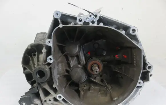 Peugeot 2008 I Manual 6 speed gearbox 20EA50