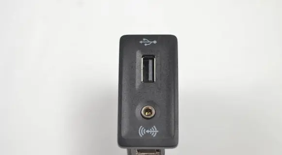 Volkswagen PASSAT B8 USB socket connector 5G0035222F 09941001919 416005546901