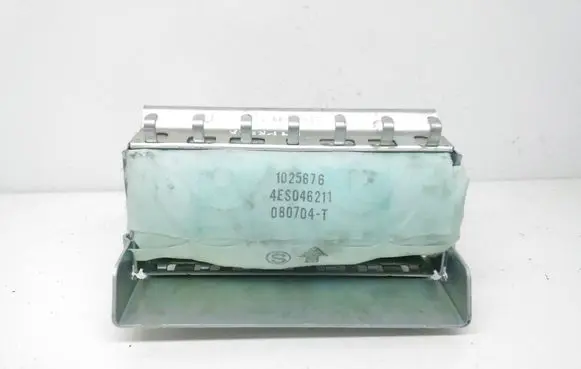 Subaru Impreza II Passenger airbag 1025676 4ES 080704T