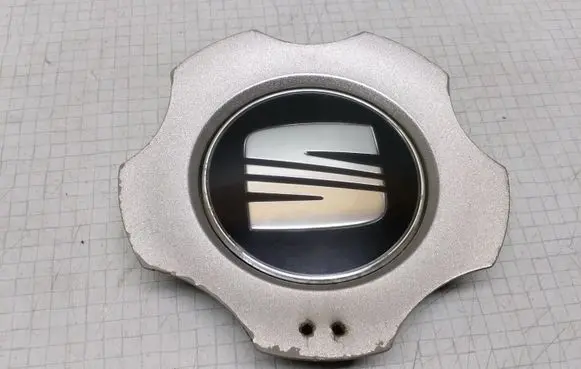 Seat Leon (1M) Original wheel cap 1M0601149A