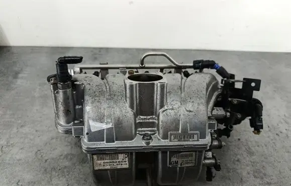 Opel Astra H Intake manifold 5535285924435069