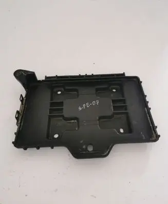 Hyundai Santa Fe Battery tray 371502B100