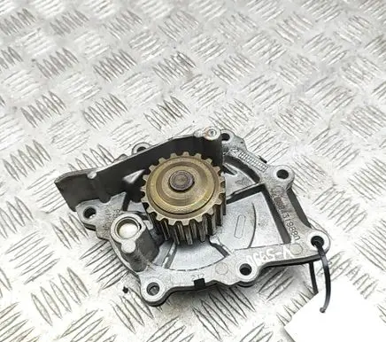 Opel Vivaro Water pump 9684319880