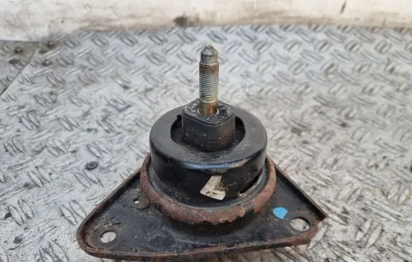 KIA Ceed Gearbox mount 218120Q000