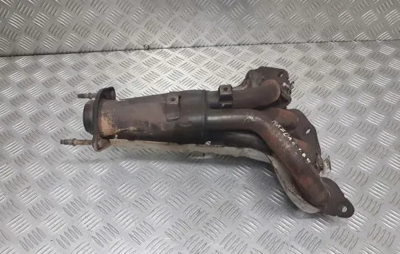 Mazda 6 Exhaust manifold