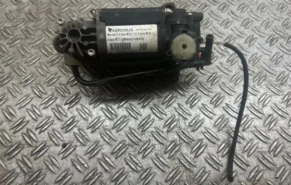 Mercedes-Benz S W220 Air suspension compressor/pump 