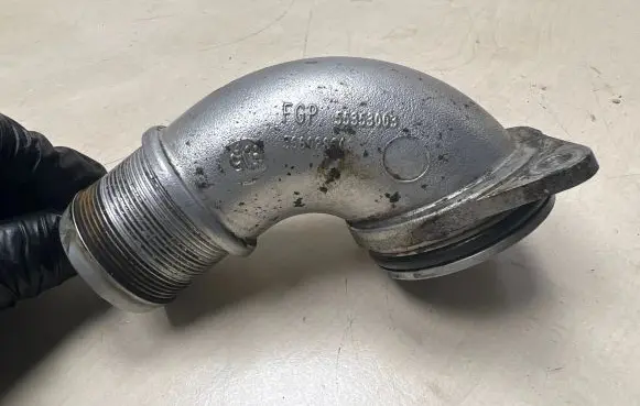 Opel Zafira B Intercooler hose/pipe 55353003