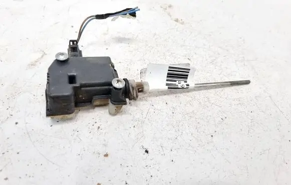 Skoda Octavia Mk2 (1Z) Central locking motor 1M0959781A 1Z0810773
