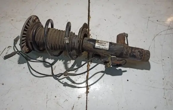BMW 3 F30 F35 F31 Front shock absorber with coil spring 6793871 679387103 108176