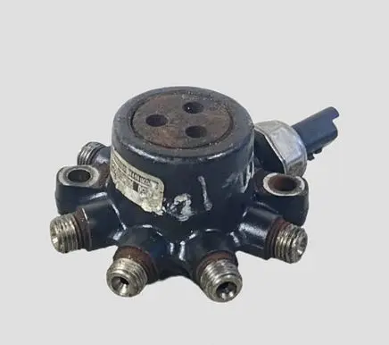 Ford Focus Fuel main line pipe 9D280DB
