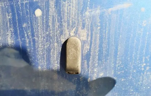 Windshield washer spray nozzle