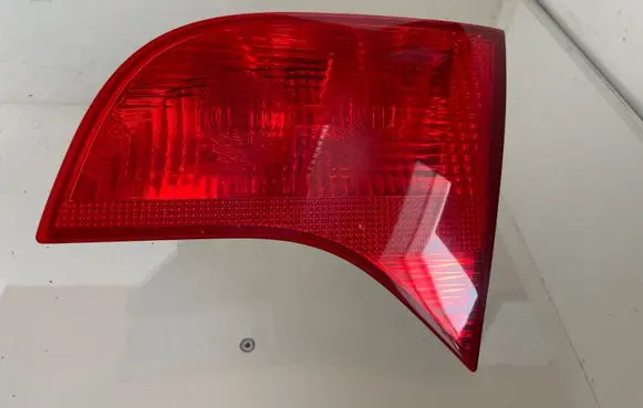 Audi A4 S4 B7 8E 8H Tailgate rear/tail lights 8E9945094 749002 484502