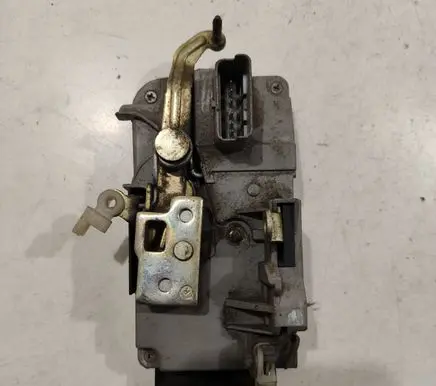 Citroen C8 Front door lock