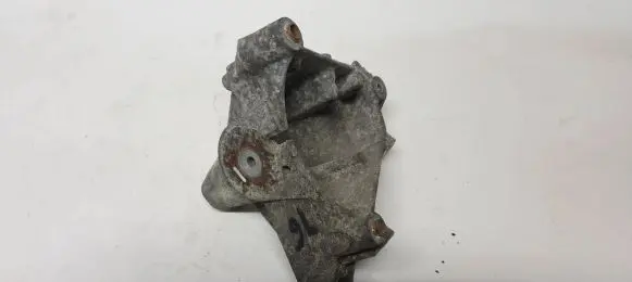 Volvo XC60 Engine mounting bracket 6G9N19D624BC