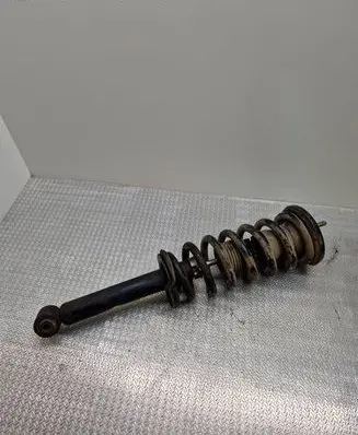 Mitsubishi Pajero Front shock absorber with coil spring Mr554292