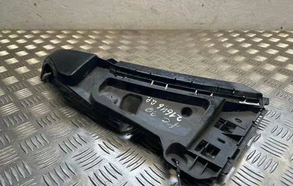 Volvo XC90 Front bumper mounting bracket 08620564 1125