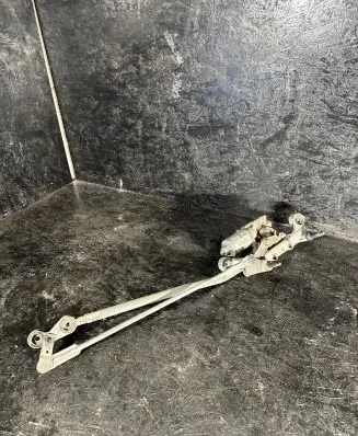 Audi Q7 4L Front wiper linkage and motor 4L2955119A 27012008 0010113010