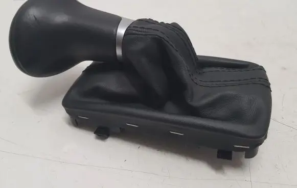 Audi A5 Sportback 8TA Gear lever shifter trim leather/knob 8K1713139R