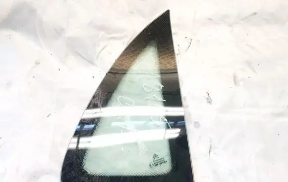 Citroen C3 Rear side window