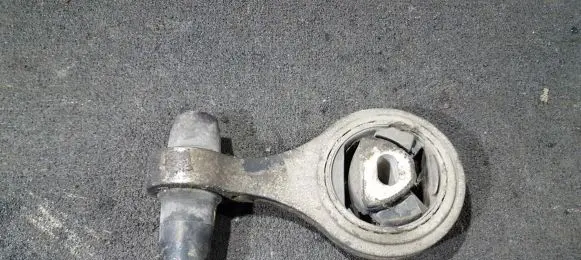 Fiat Doblo Engine mount bracket A236 084A236