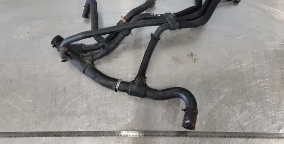 Renault Scenic I Engine coolant pipe/hose